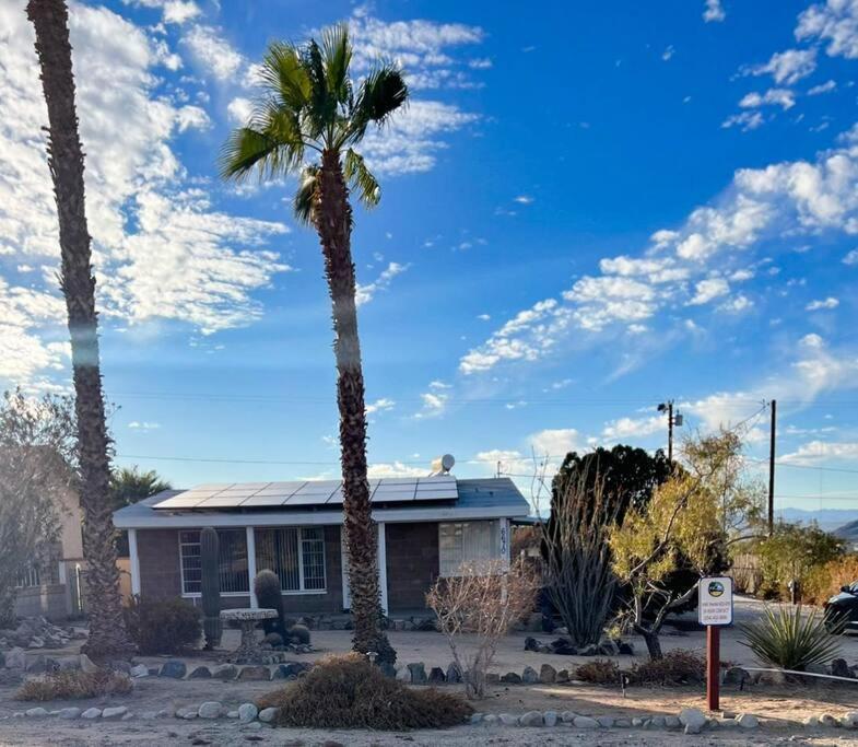 דירות טוונטיניין פאלמס Joshua Tree National Park - Cozy Palms Getaway מראה חיצוני תמונה