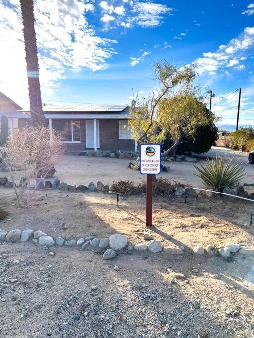 דירות טוונטיניין פאלמס Joshua Tree National Park - Cozy Palms Getaway מראה חיצוני תמונה